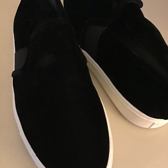 Vince women black velvet platform sneakers US 8 - Picture 1 of 12